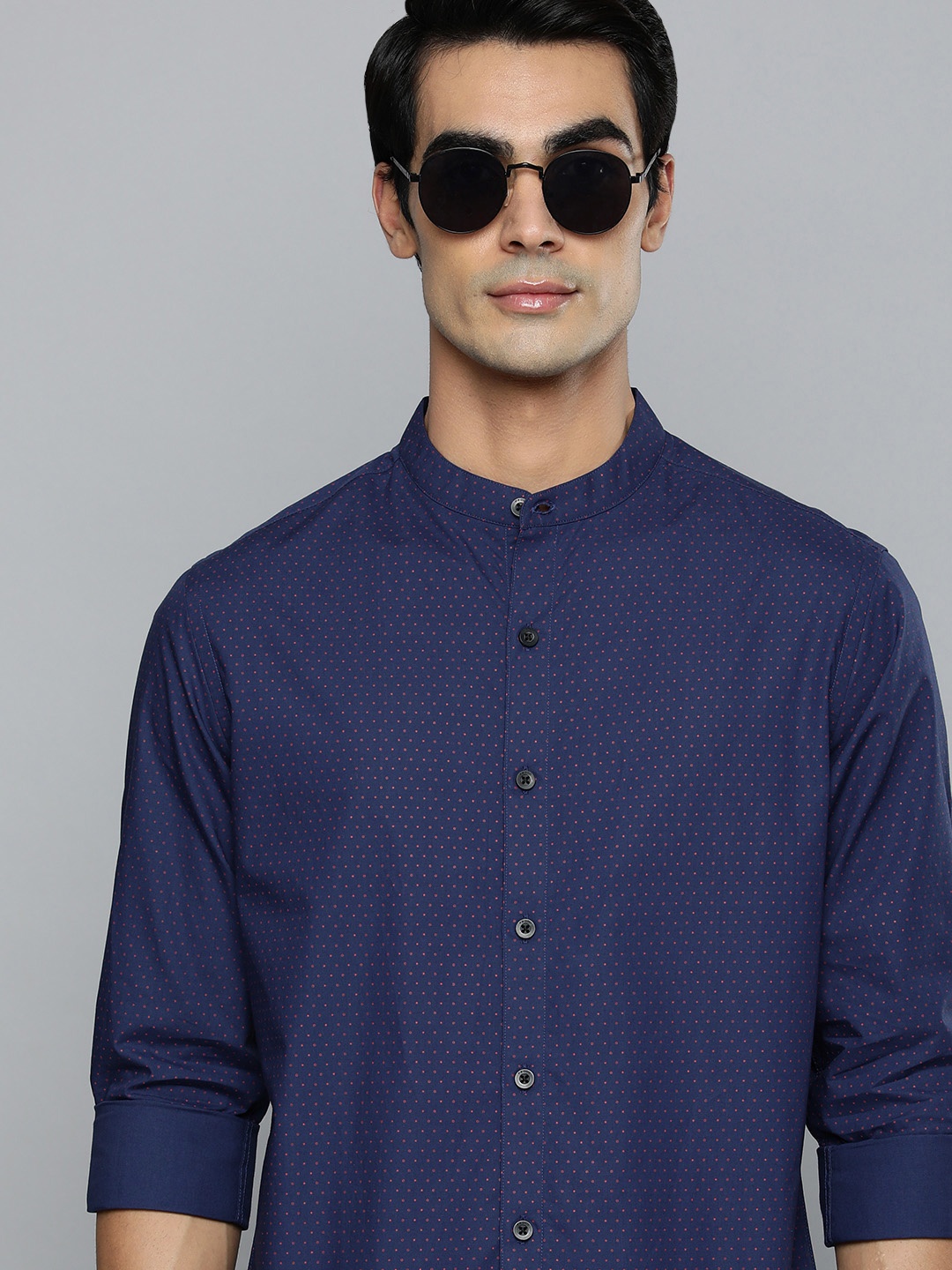 

Flying Machine Men Navy Blue Slim Fit Printed Pure Cotton Casual Shirt
