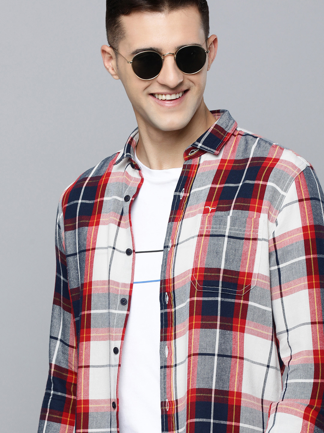 

Flying Machine Men Red & Navy Blue Slim Fit Checked Casual Shirt
