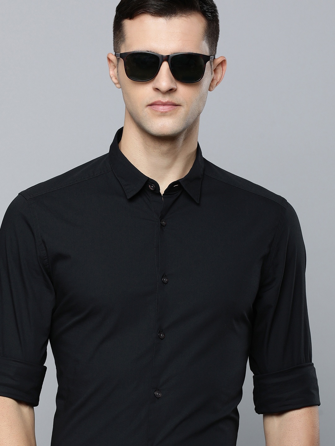 

Flying Machine Men Black Solid Slim Fit Casual Shirt