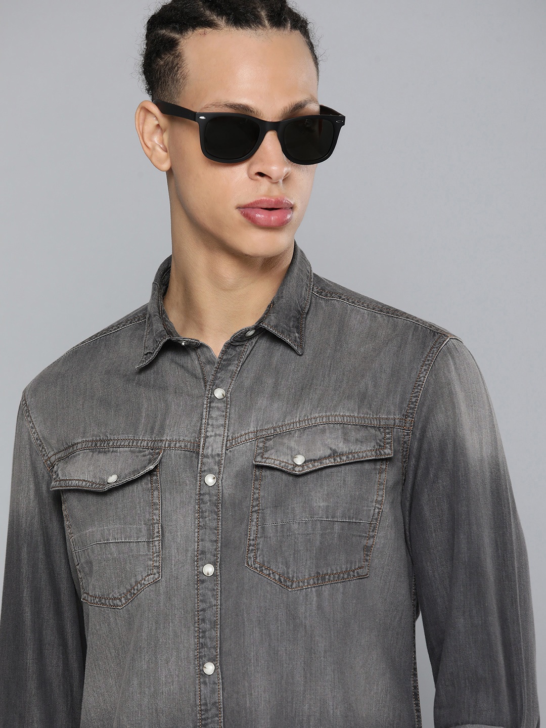 

Flying Machine Men Faded Opaque Pure Cotton Casual Shirt, Charcoal