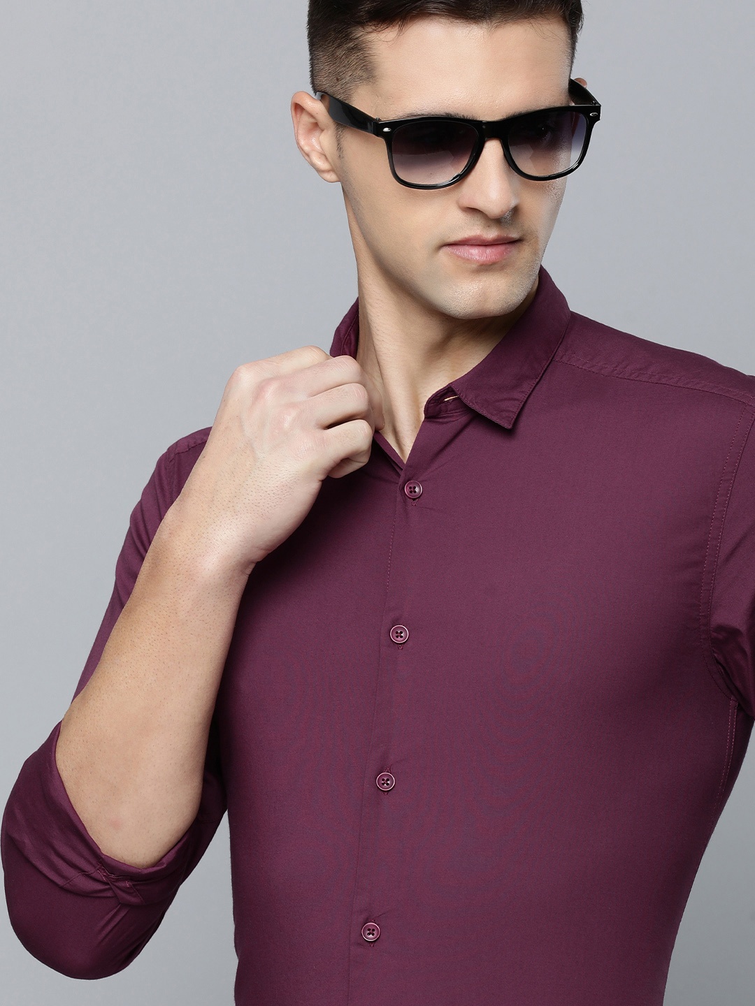 

Flying Machine Men Purple Solid Slim Fit Casual Shirt