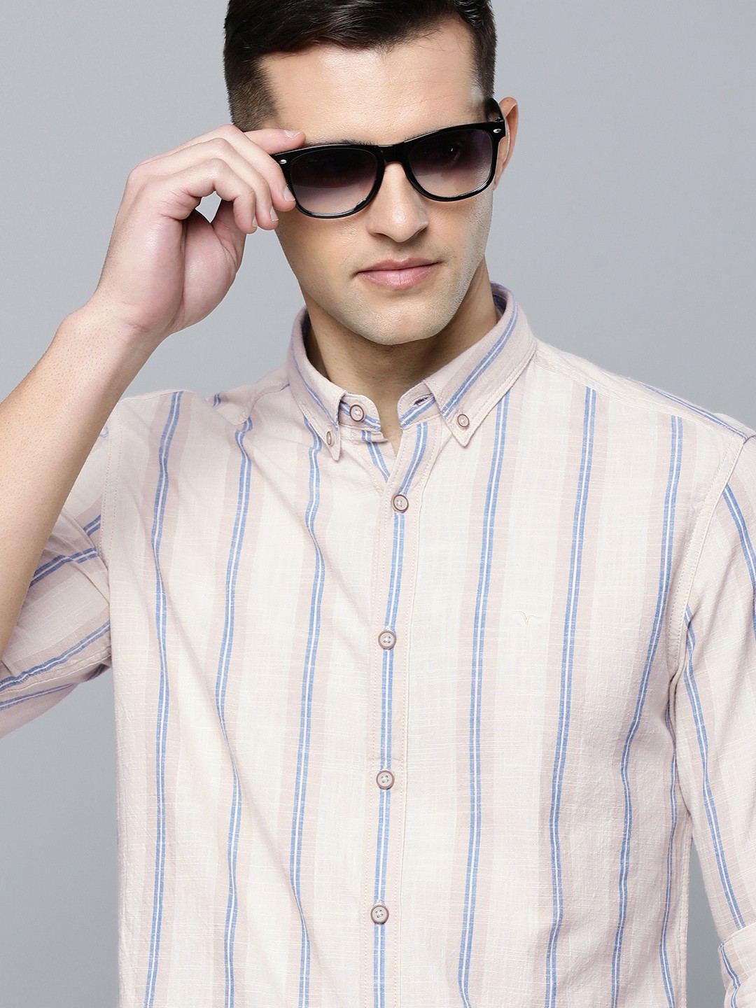 

Flying Machine Men Beige Slim Fit Striped Pure Cotton Casual Shirt