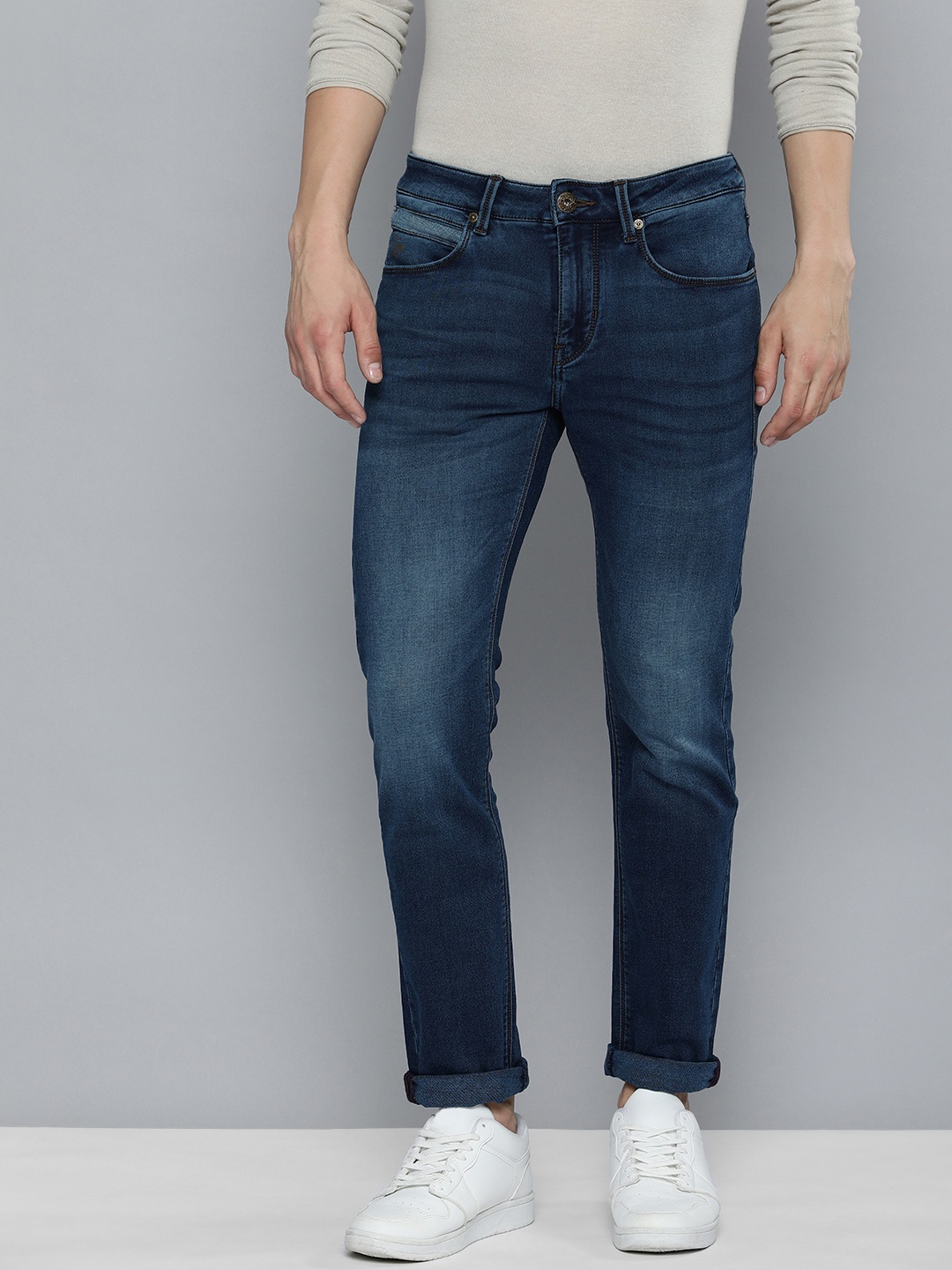 

Flying Machine Men Slim Fit Light Fade Stretchable Jeans, Blue