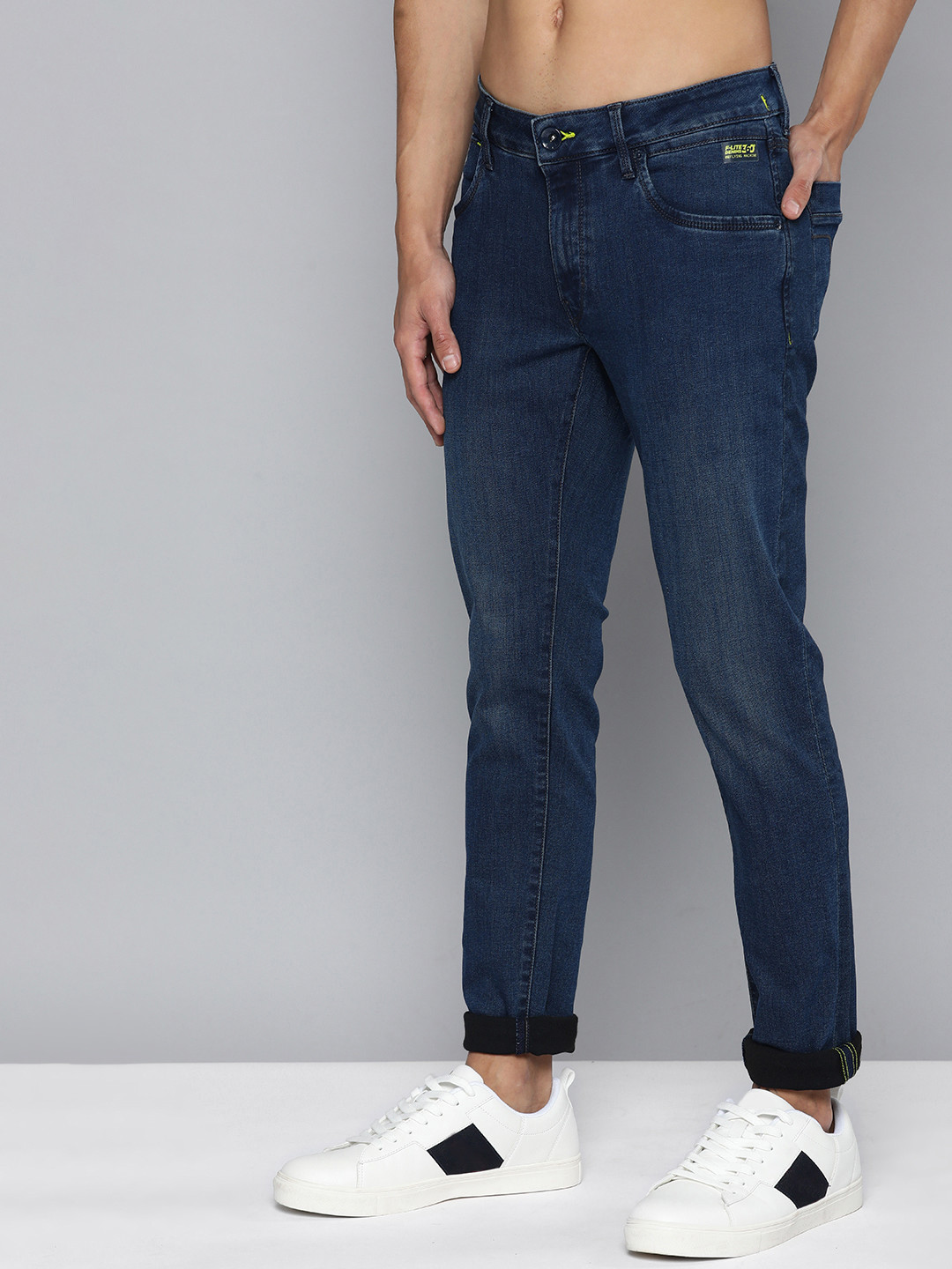 

Flying Machine Men Blue Jackson Skinny Fit Mid-Rise Light Fade Stretchable Jeans