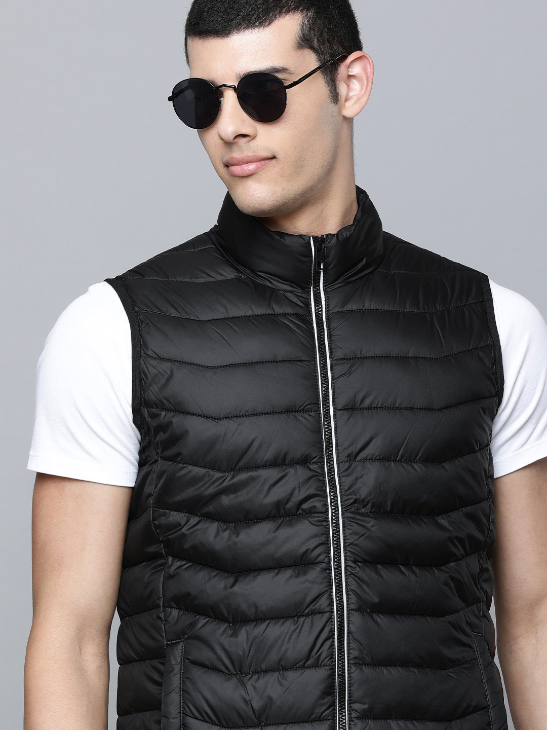 

Flying Machine Men Black Solid Puffer Jacket