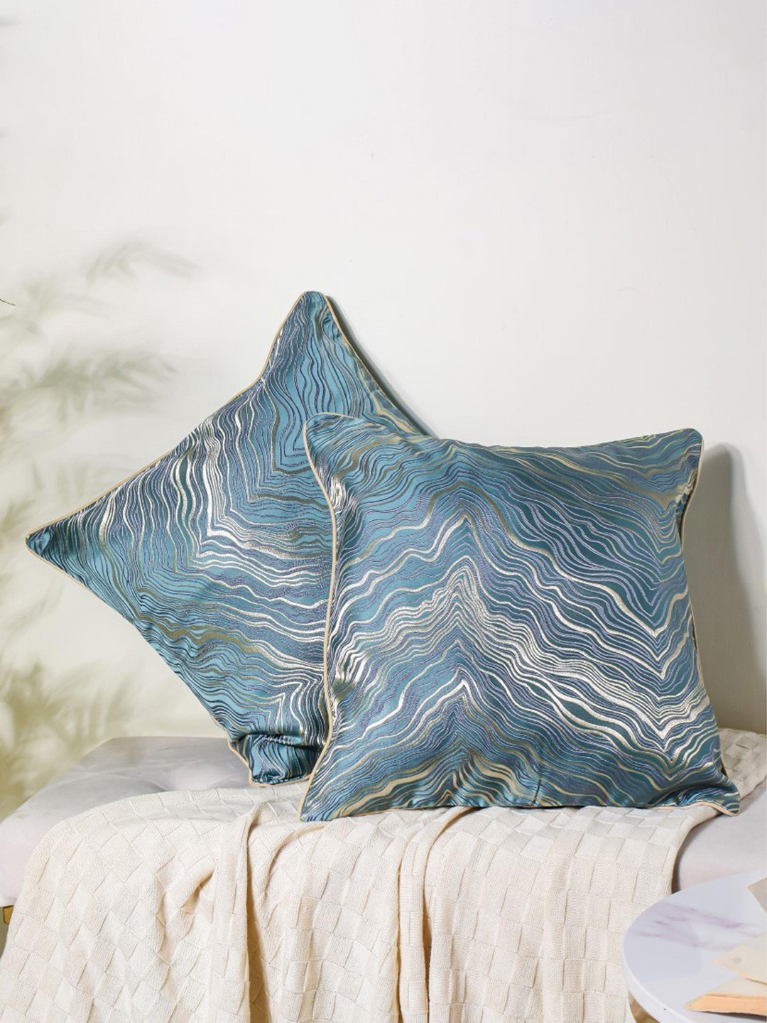

Nestasia Green Set of 2 Abstract Square Luxury Cushion Covers