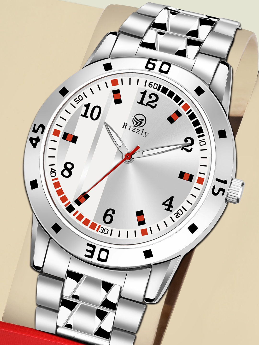 

Septem Men White Dial & Silver Toned Stainless Steel Bracelet Style Straps Analogue Watch