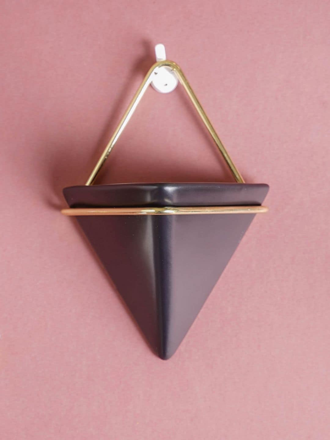 

Nestasia Black & Gold-Toned Triangular Ceramic Wall Planter