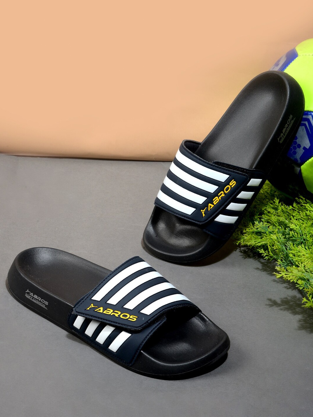 

ABROS Men Grey & White Striped Rubber Sliders