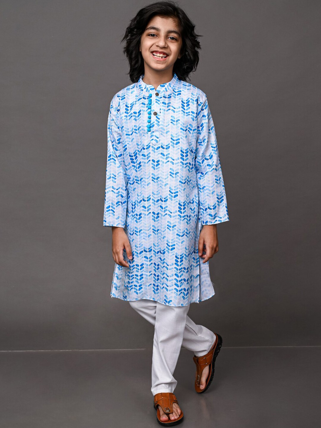 

VESHAM Boys Blue Printed Kurti with Pyjamas