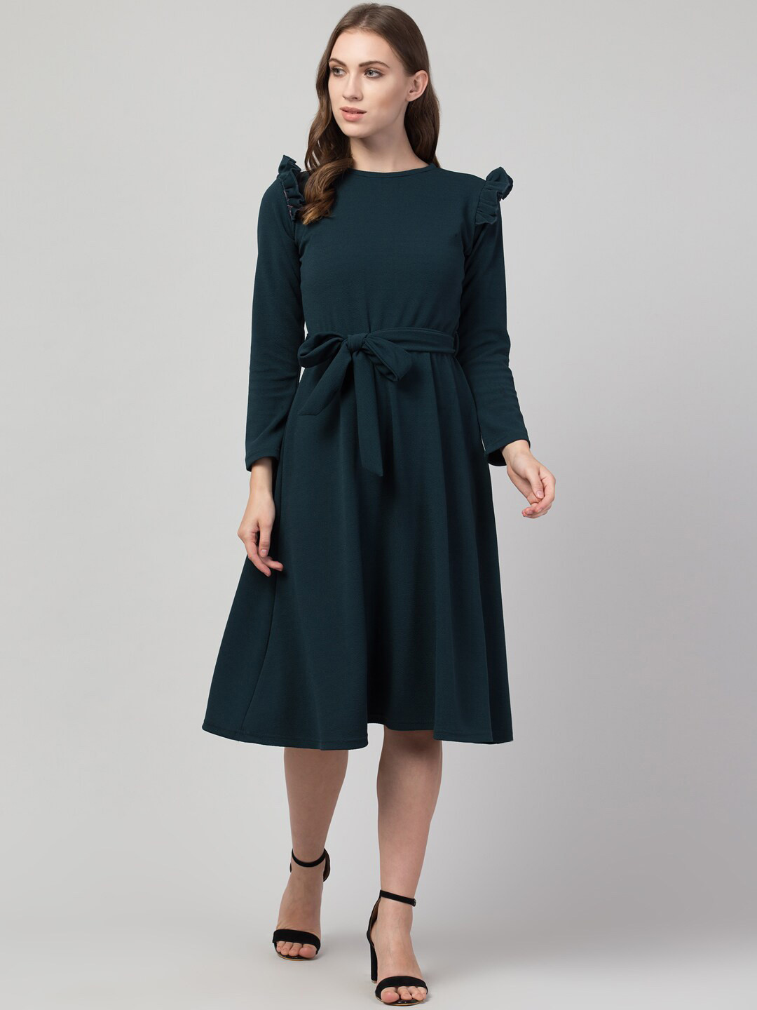 

IUGA Women Green Solid Midi Dress