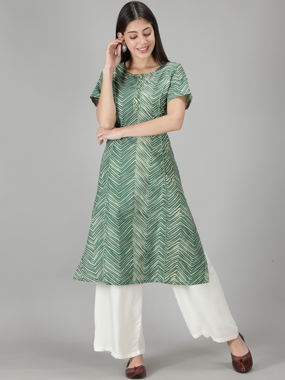 

Cot'N Soft Women Green Chevron Printed Cotton Kurta