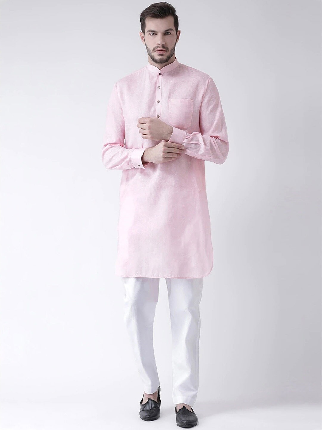 

Chitwan Mohan Men Pink Kurta with Pyjamas