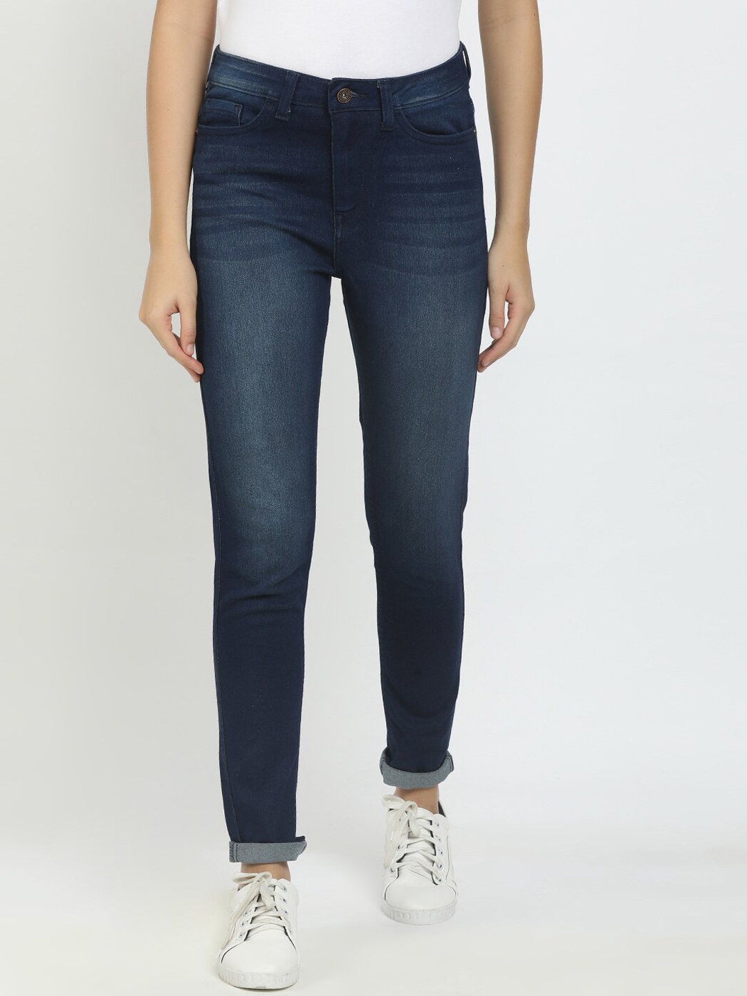 

Sugr Women Blue Classic Light Fade Jeans