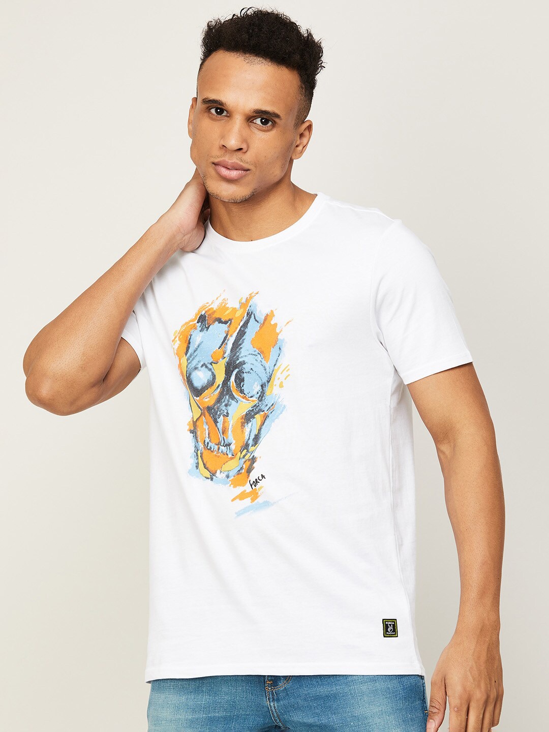 

Forca by Lifestyle Men White Printed Slim Fit T-shirt