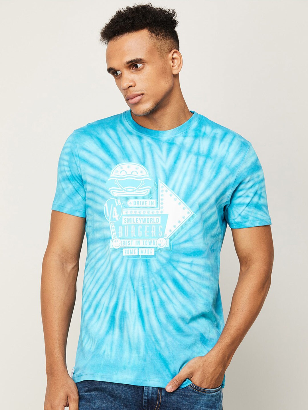 

SmileyWorld Men Blue Tie and Dye Printed Slim Fit T-shirt