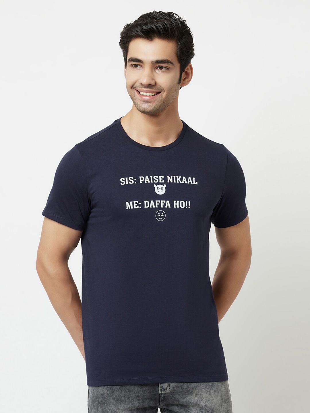 

EDRIO Men Navy Blue Typography Printed Pure Cotton T-shirt