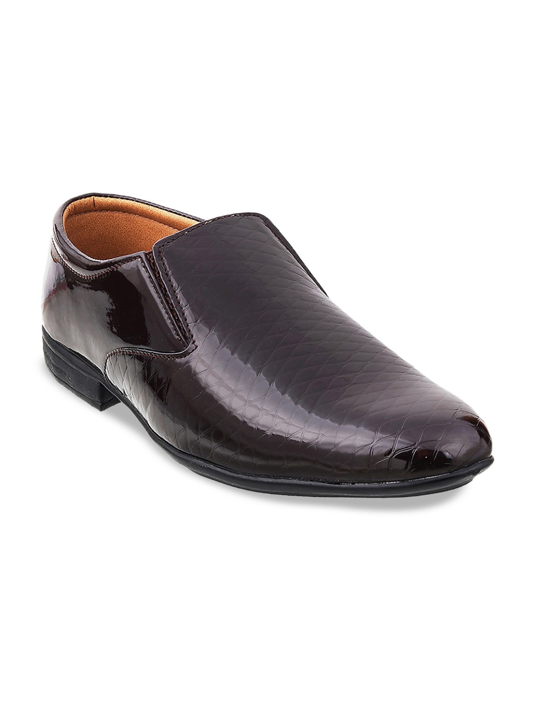 

WALKWAY by Metro Men Brown Solid Formal Slip-On Shoes