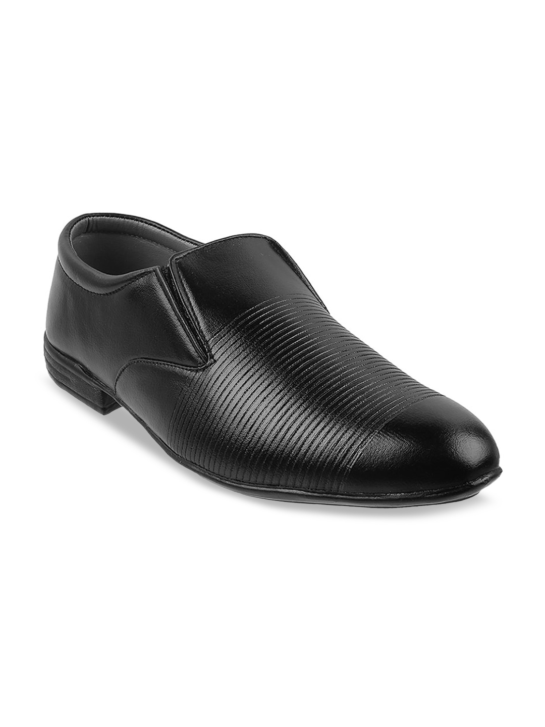 

WALKWAY by Metro Men Black Textured Formal Loafer Shoes