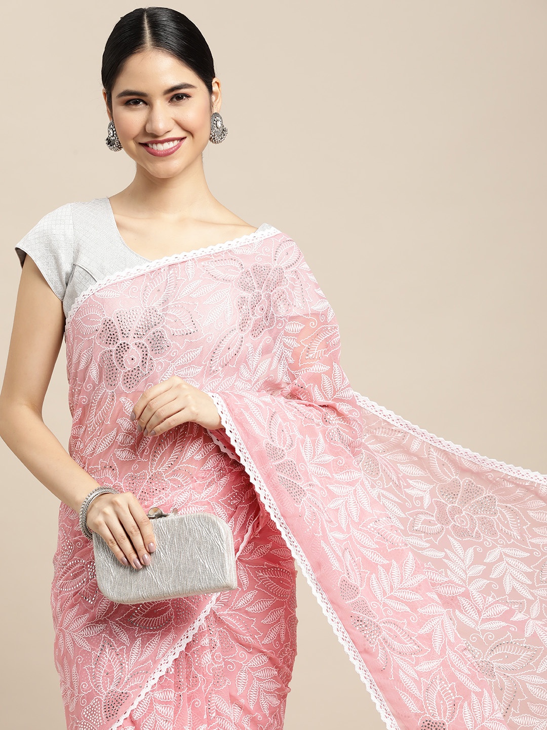 

VASTRANAND Peach-Coloured & White Floral Sequinned Saree