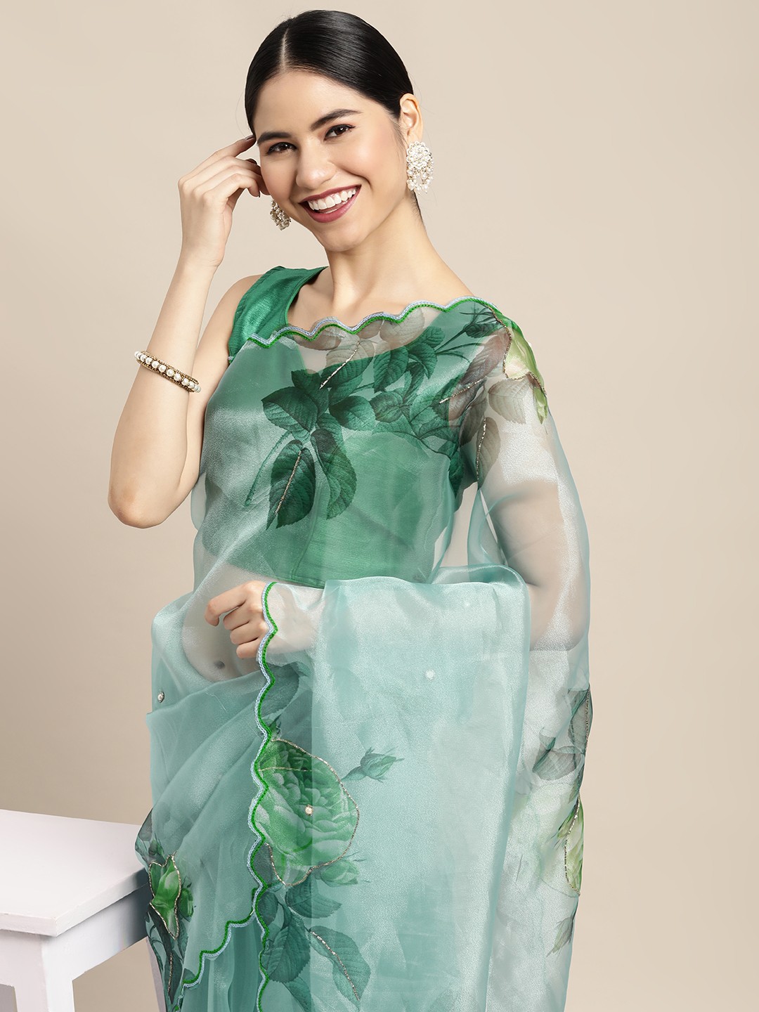 

VASTRANAND Sea Green Floral Organza Saree