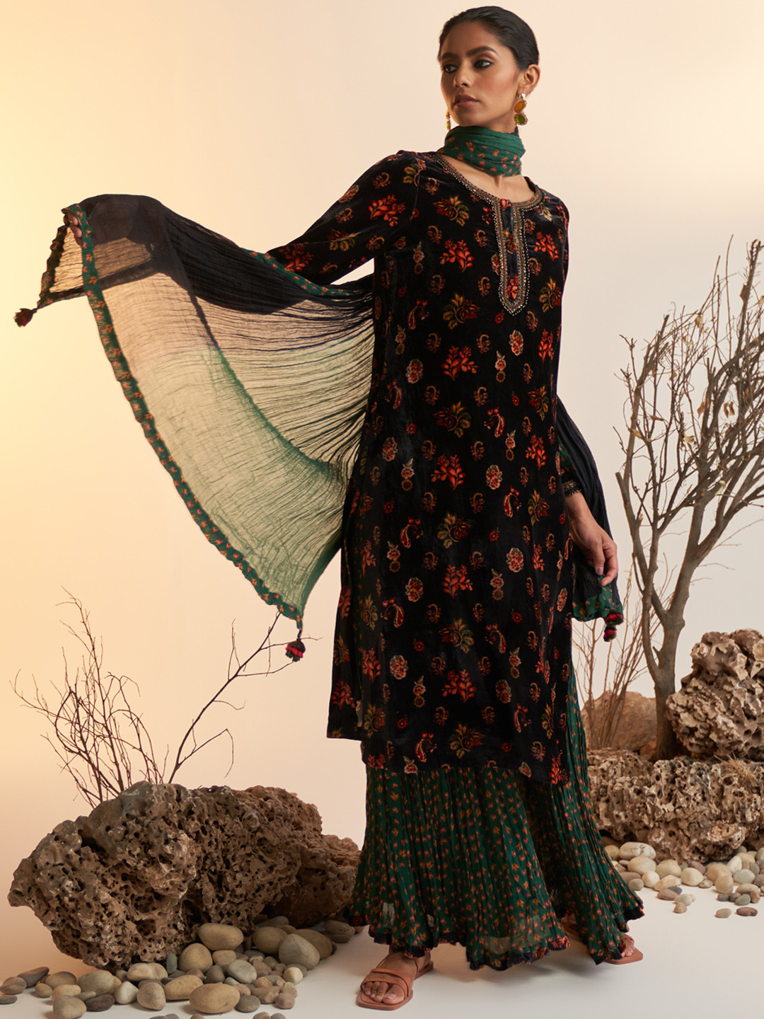 

Ritu Kumar Women Black & Green Ethnic Motifs Printed Velvet Kurta with Sharara & Dupatta