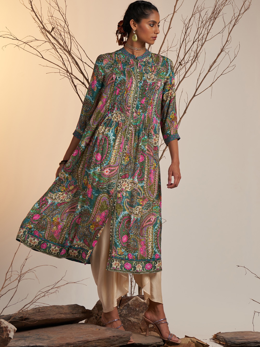 

Ritu Kumar Women Green & Beige Paisley Printed Anarkali Kurta