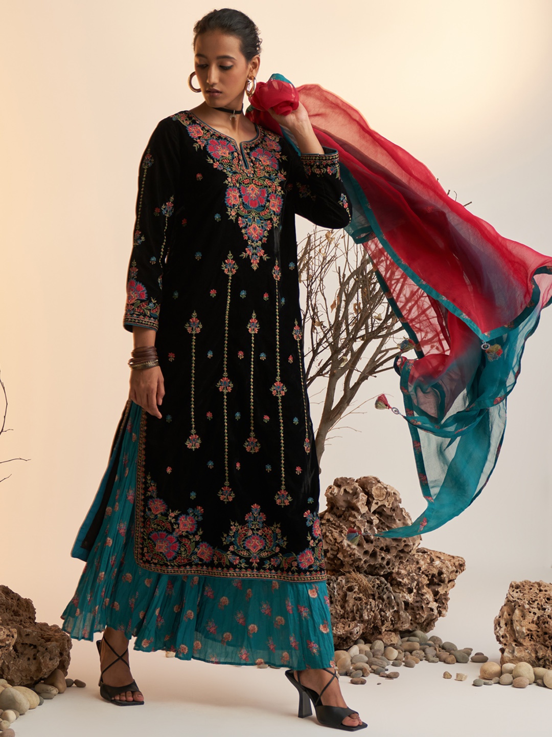 Ritu Kumar Women Black Floral Embroidered Thread Work Velvet Kurta with Sharara & With Dupatta