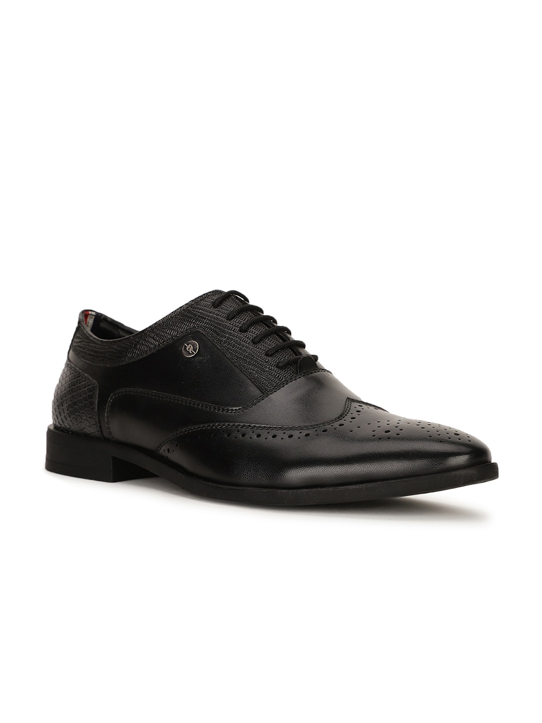 

Bata Men Black Solid Formal Oxfords