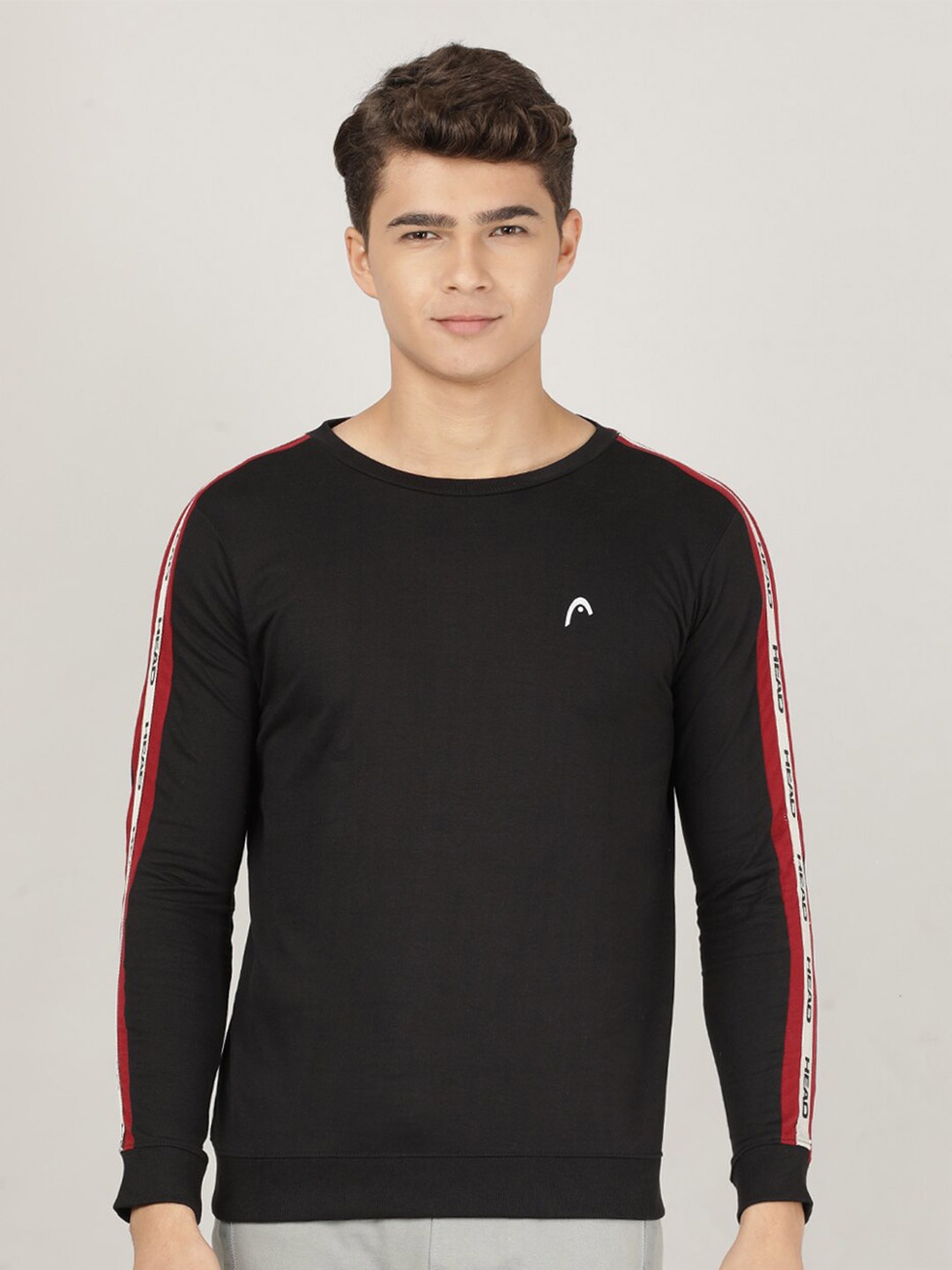 

Head Men Black Solid Sweatshirt