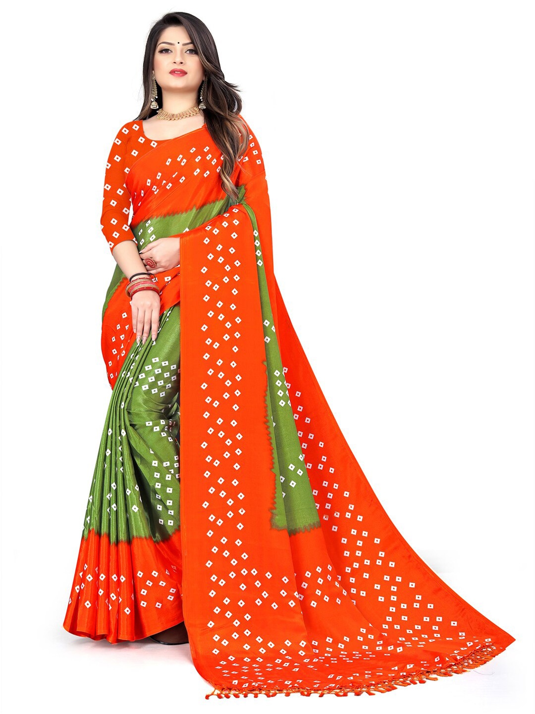 

LAHEJA Green & Orange Bandhani Saree