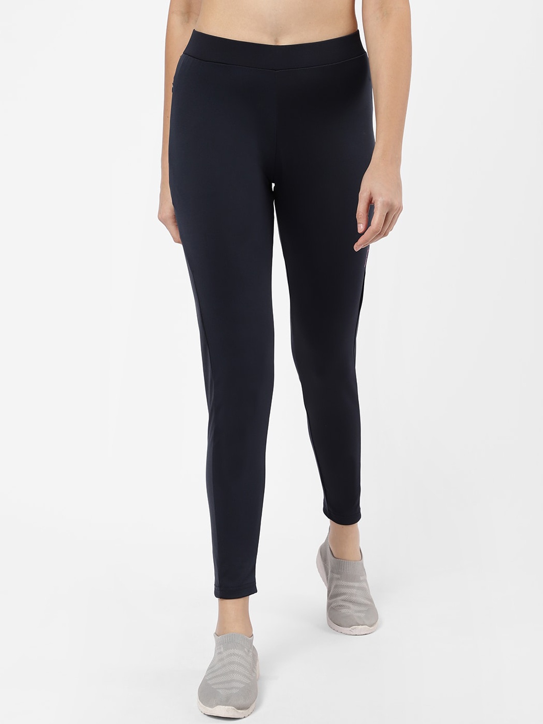

Sweet Dreams Women Navy Blue Solid Tights