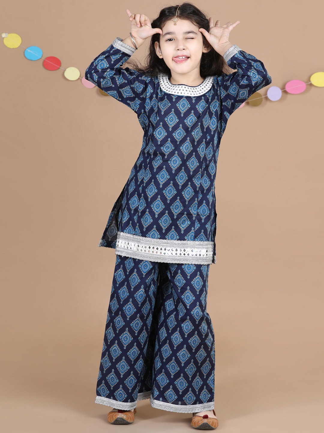 

ADIVA Girls Blue Ethnic Motifs Printed Mirror Work Kurti with Palazzos