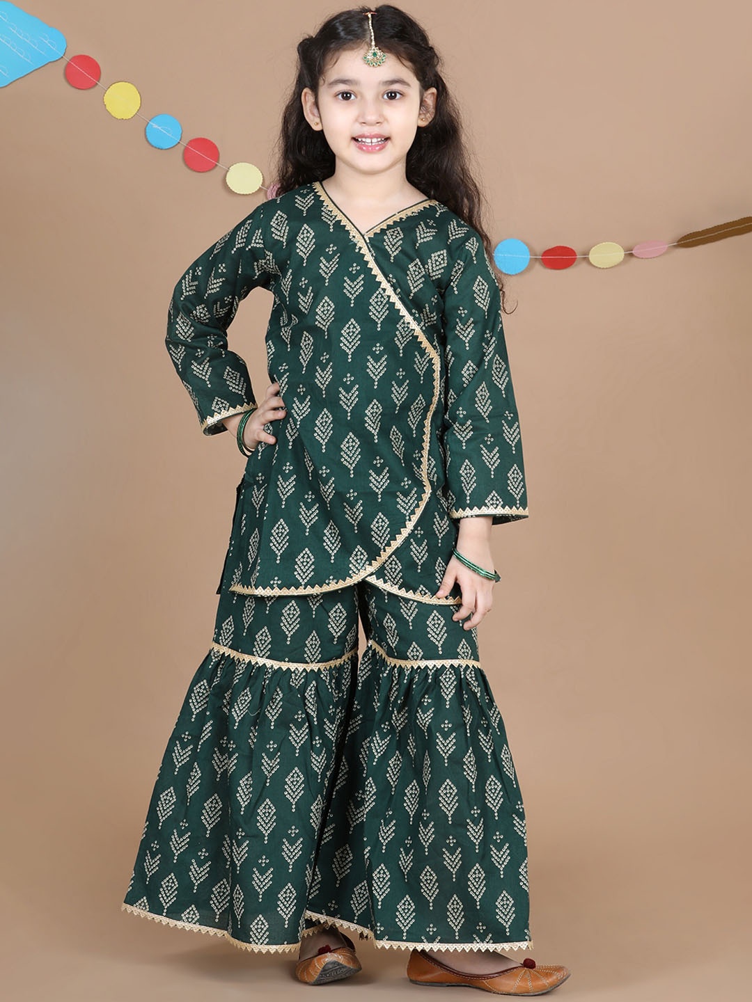 

ADIVA Girls Green Ethnic Motifs Printed Angrakha Kurti With Sharara Set