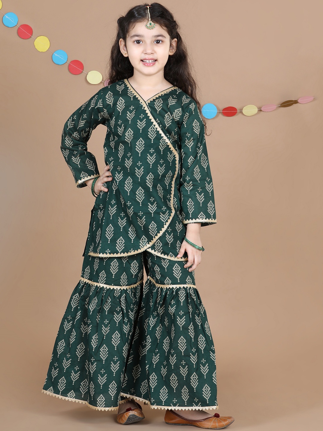 

ADIVA Girls Green Ethnic Motifs Printed Angrakha Kurti With Sharara