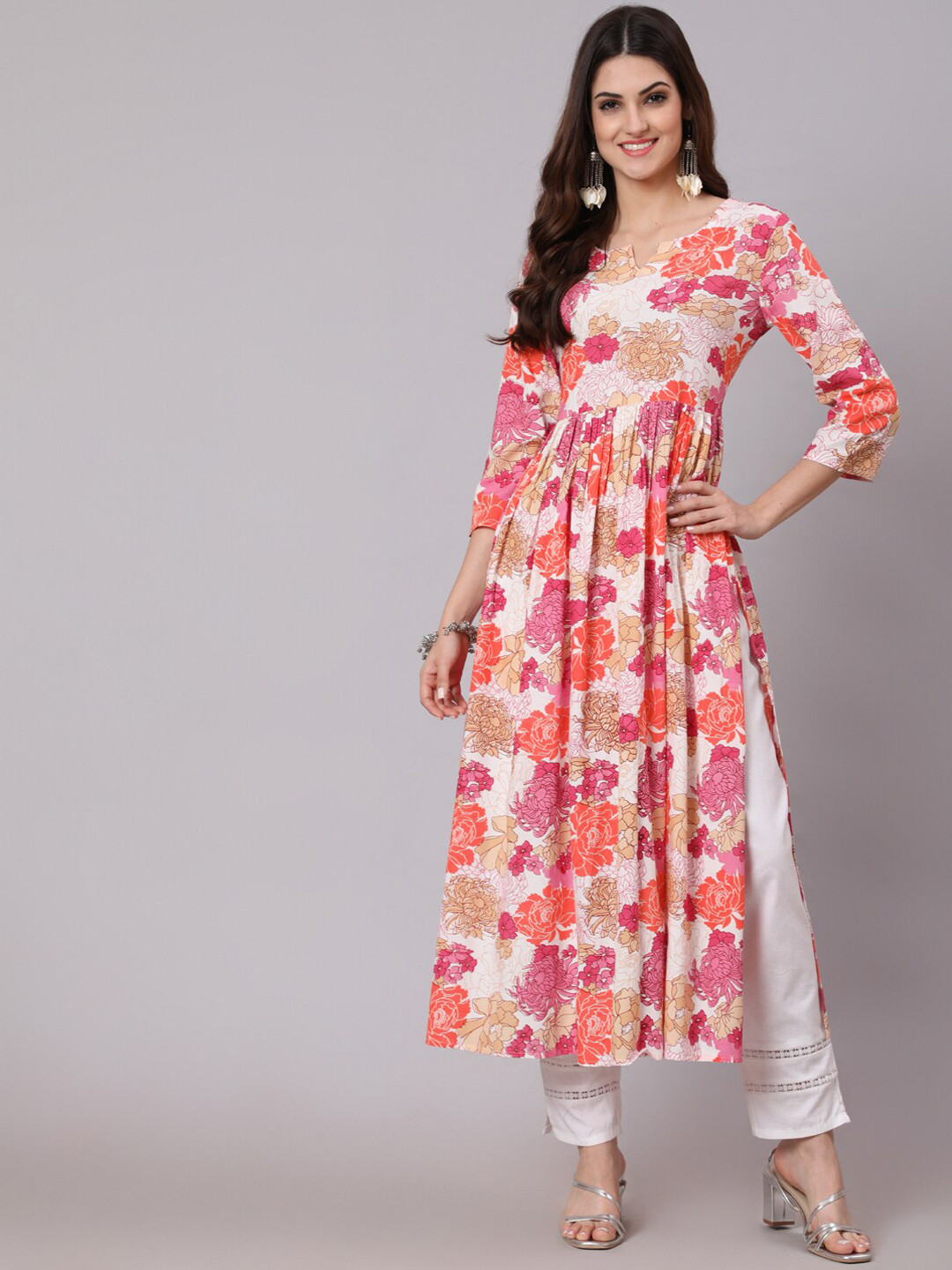 

GULMOHAR JAIPUR Women White Floral Printed Anarkali Kurta