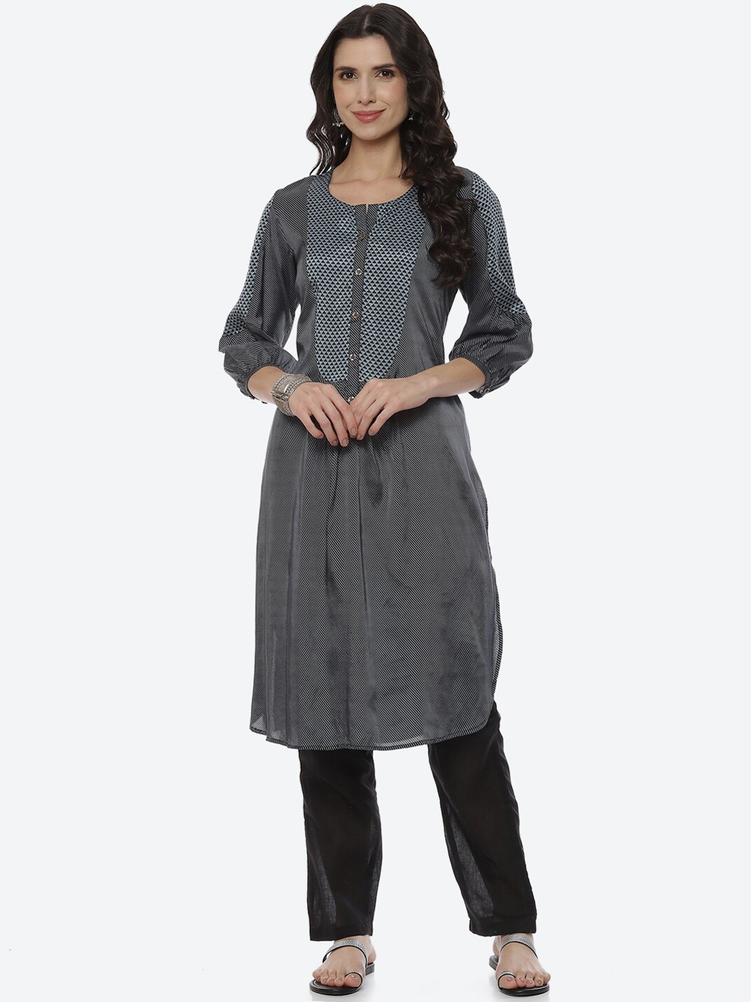 

Rangriti Women Grey Round Neck Long Regular Sleeves Kurta