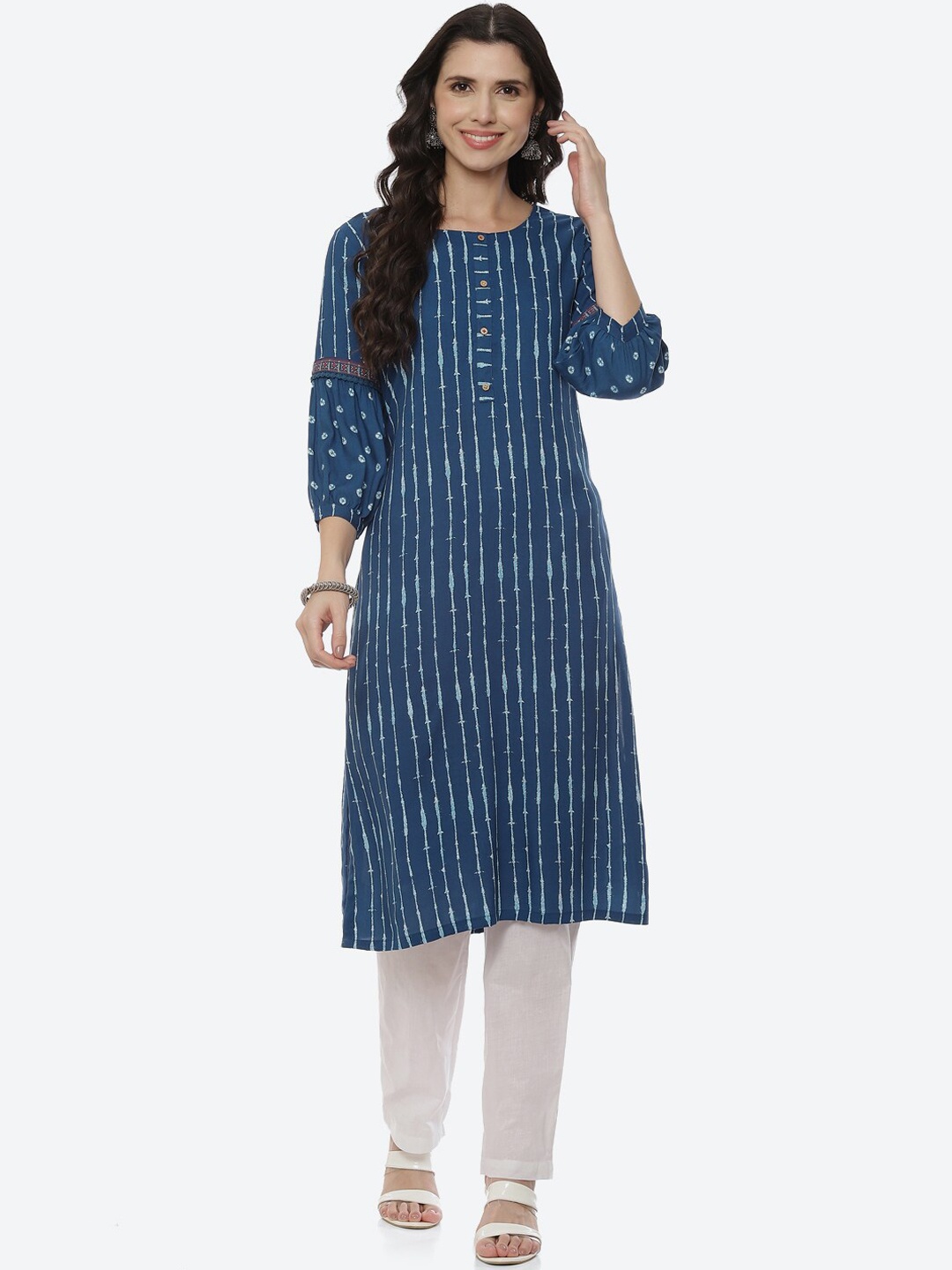 

Rangriti Women Blue Striped Kurta