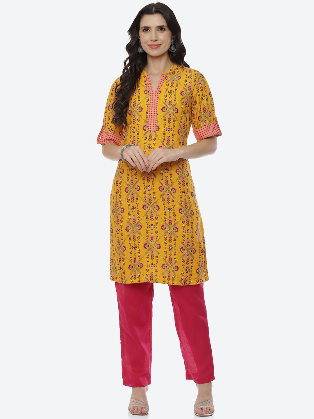 

Rangriti Women Yellow Floral Printed Kurta