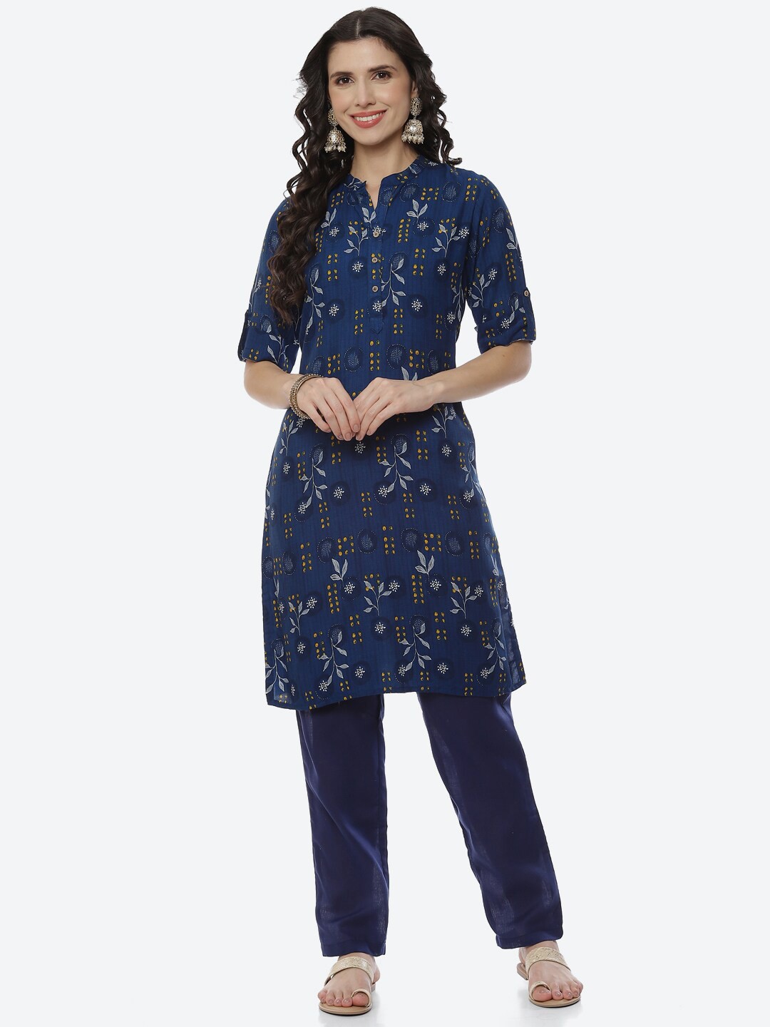 

Rangriti Women Blue Quirky Printed Kurta