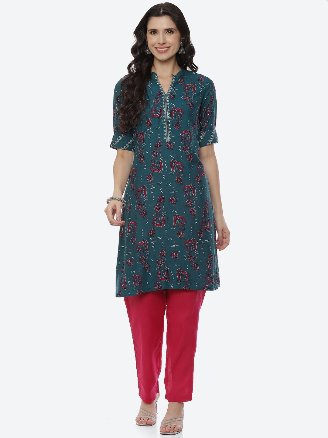 

Rangriti Women Teal & Red Floral Printed Thread Work Kurta