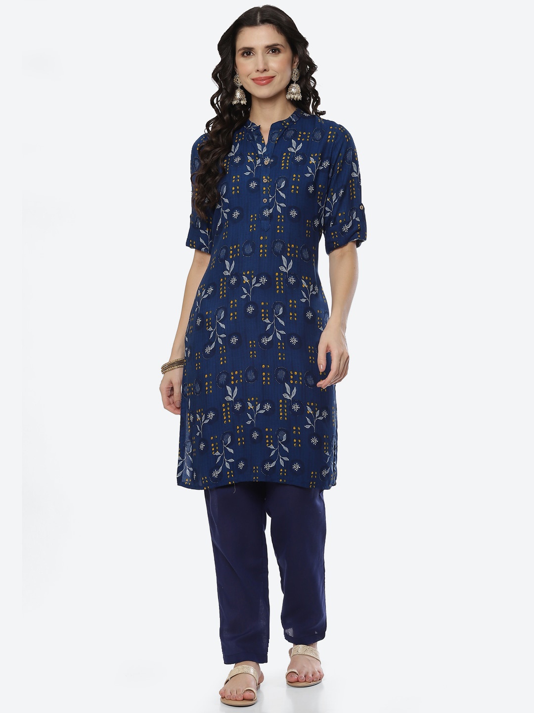 

Rangriti Women Blue Quirky Printed Kurta