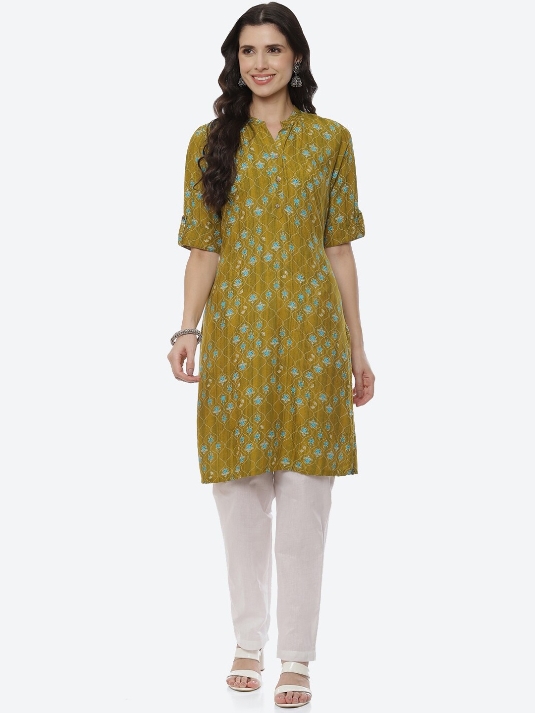 

Rangriti Women Lime Green Floral Printed Thread Work Kurta