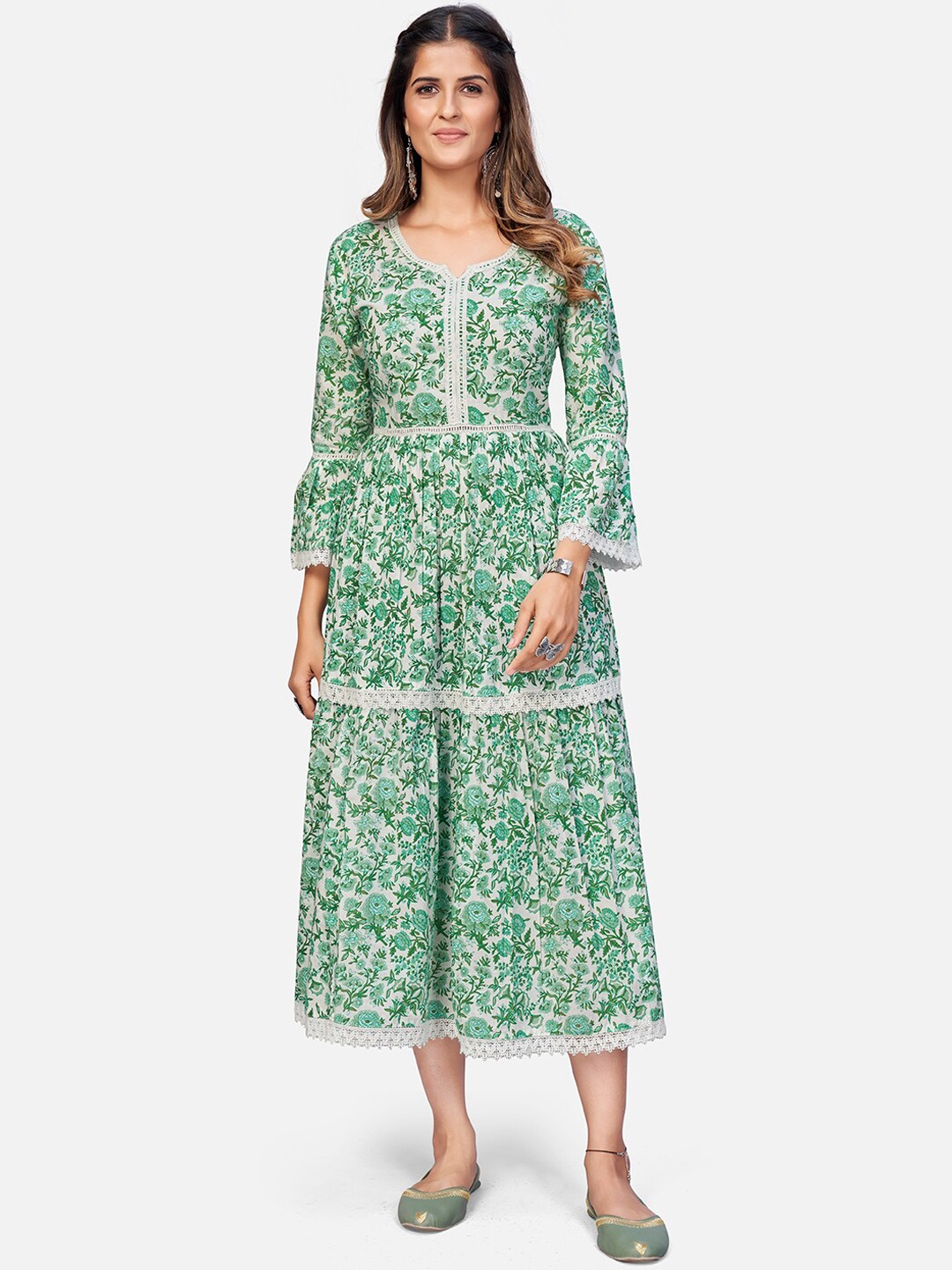 

Vbuyz Women Green Floral Printed Flared Sleeves Anarkali Kurta