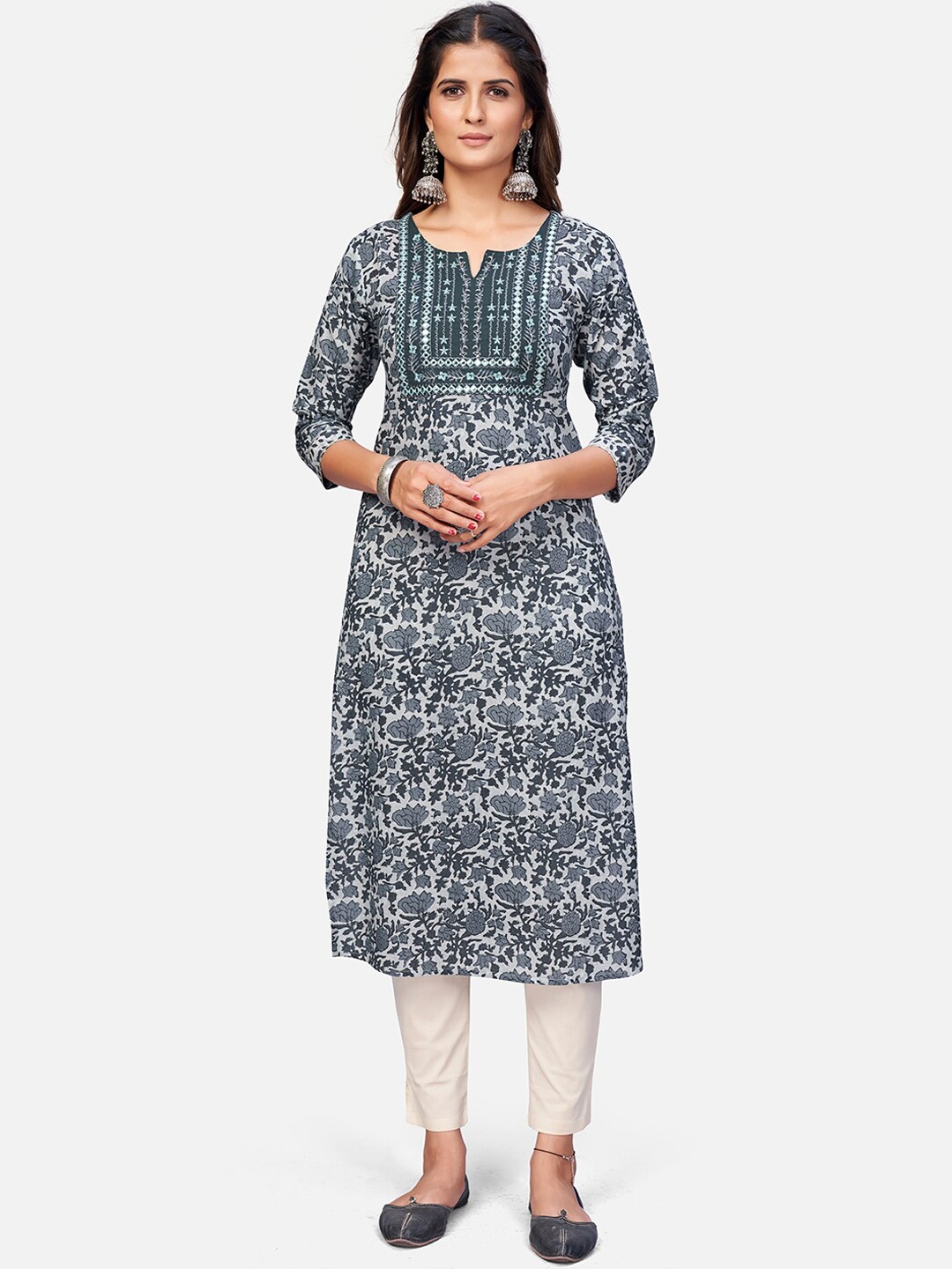 

Vbuyz Women Grey Floral Printed Thread Work Kurta