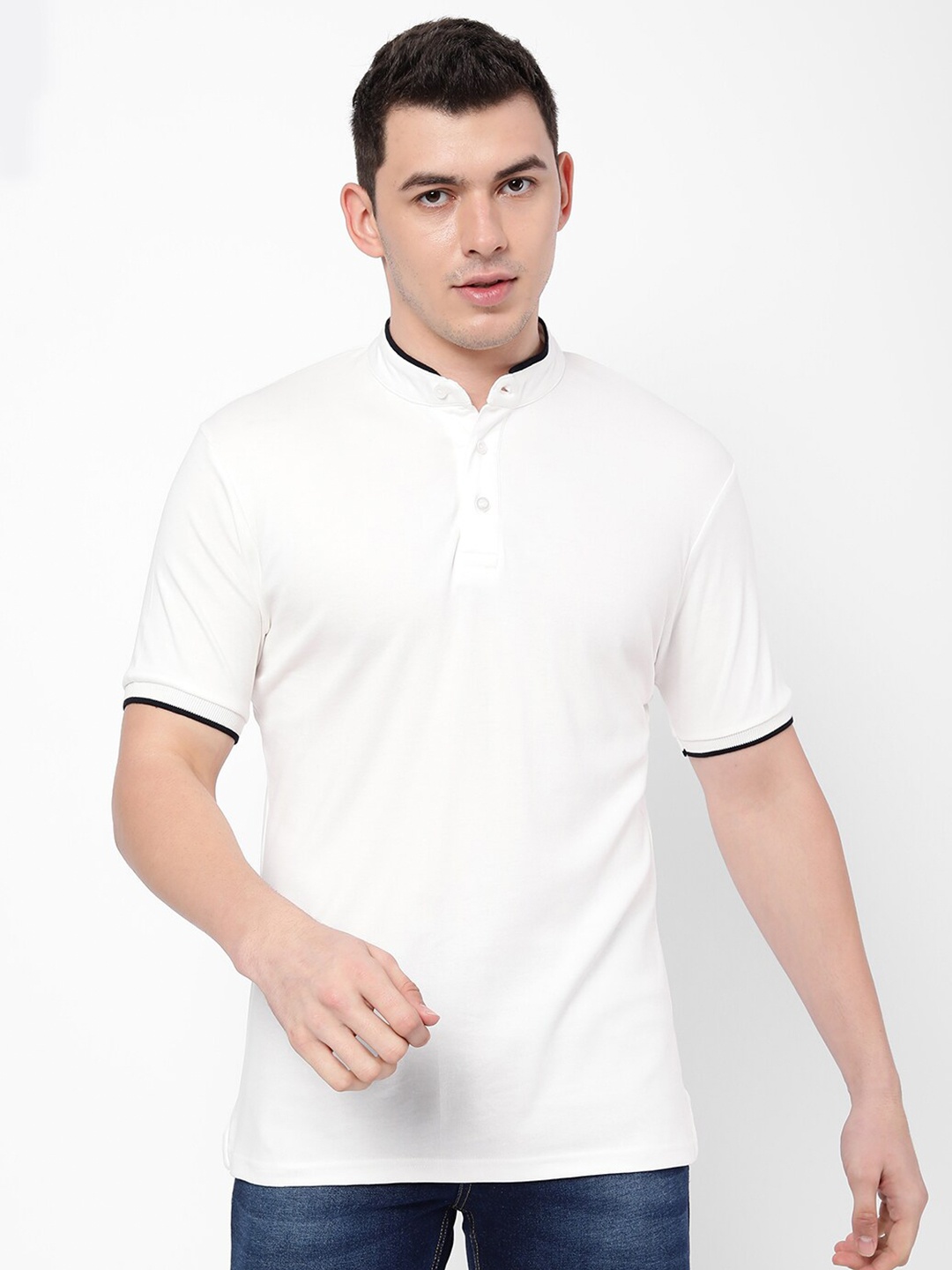 

R&B Men White Mandarin Collar T-shirt