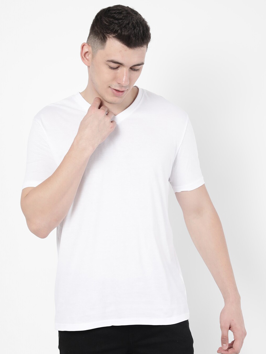 

R&B Men White Solid T-shirt