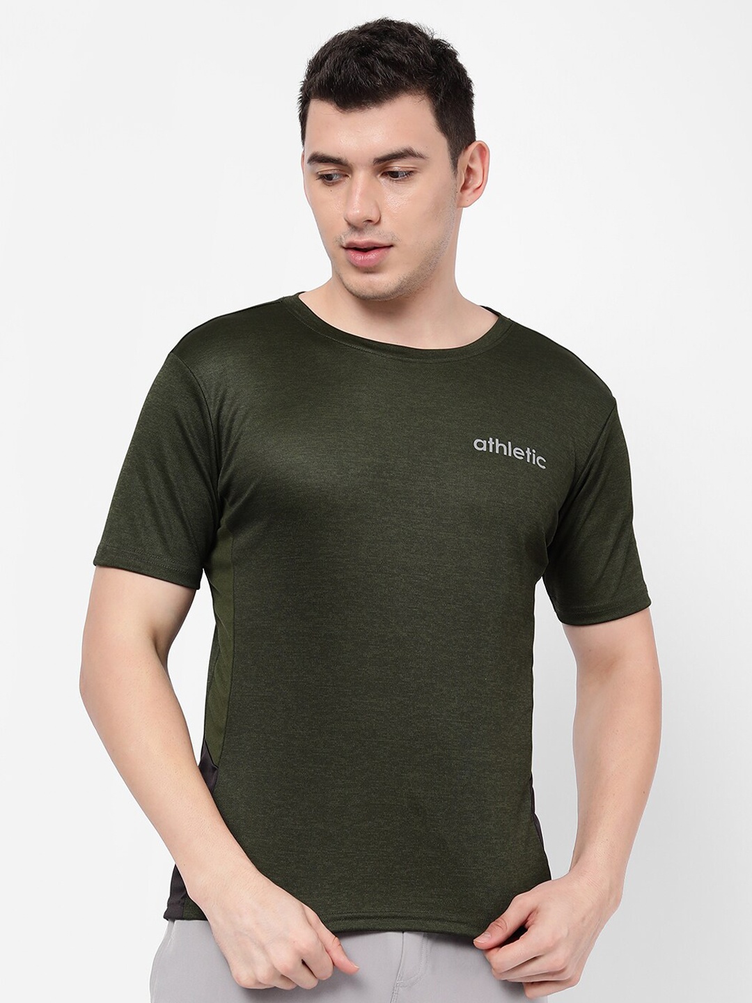 

R&B Men Olive Green Solid Polyester T-shirt