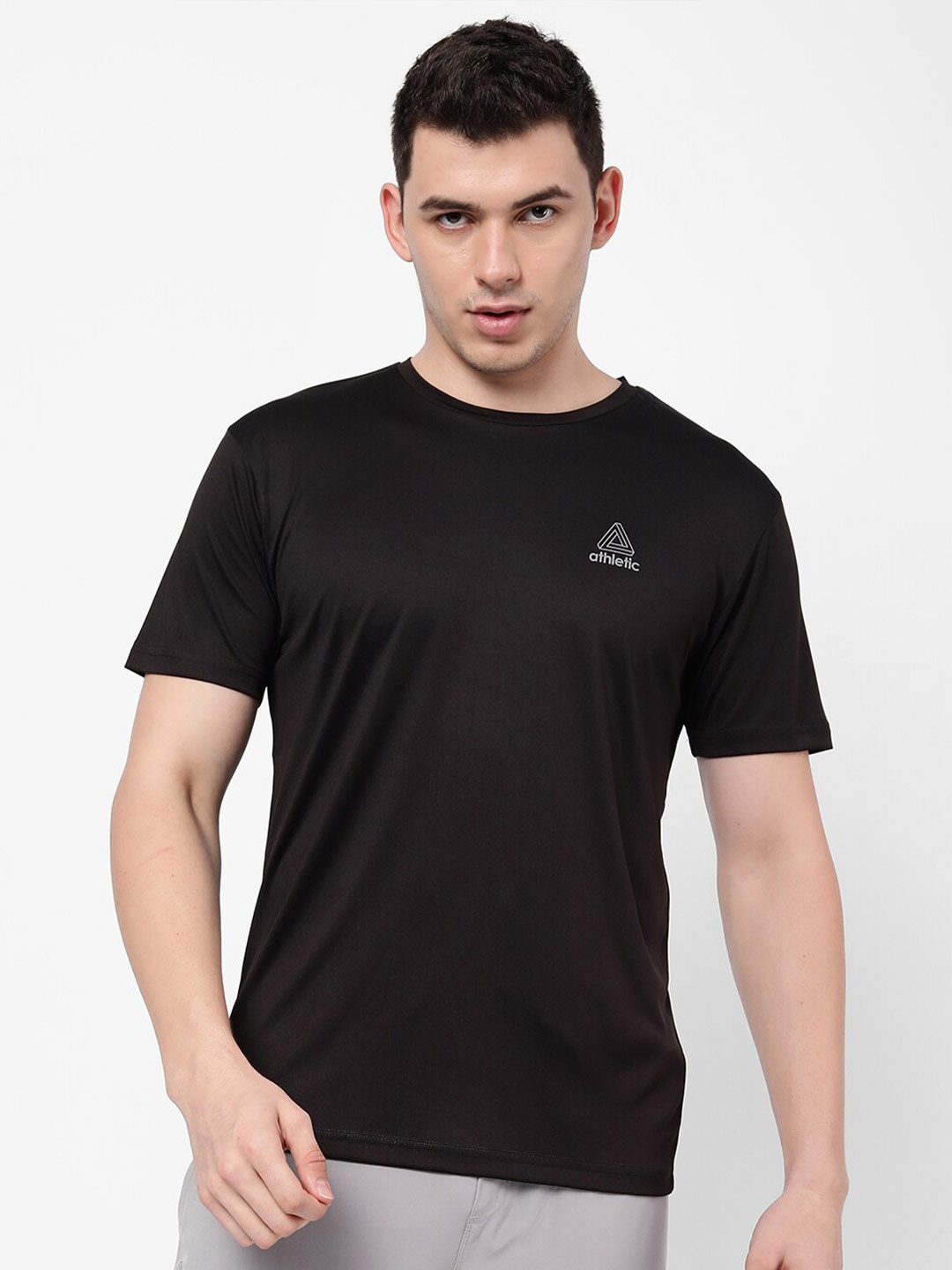 

R&B Men Black Solid Polyester T-shirt