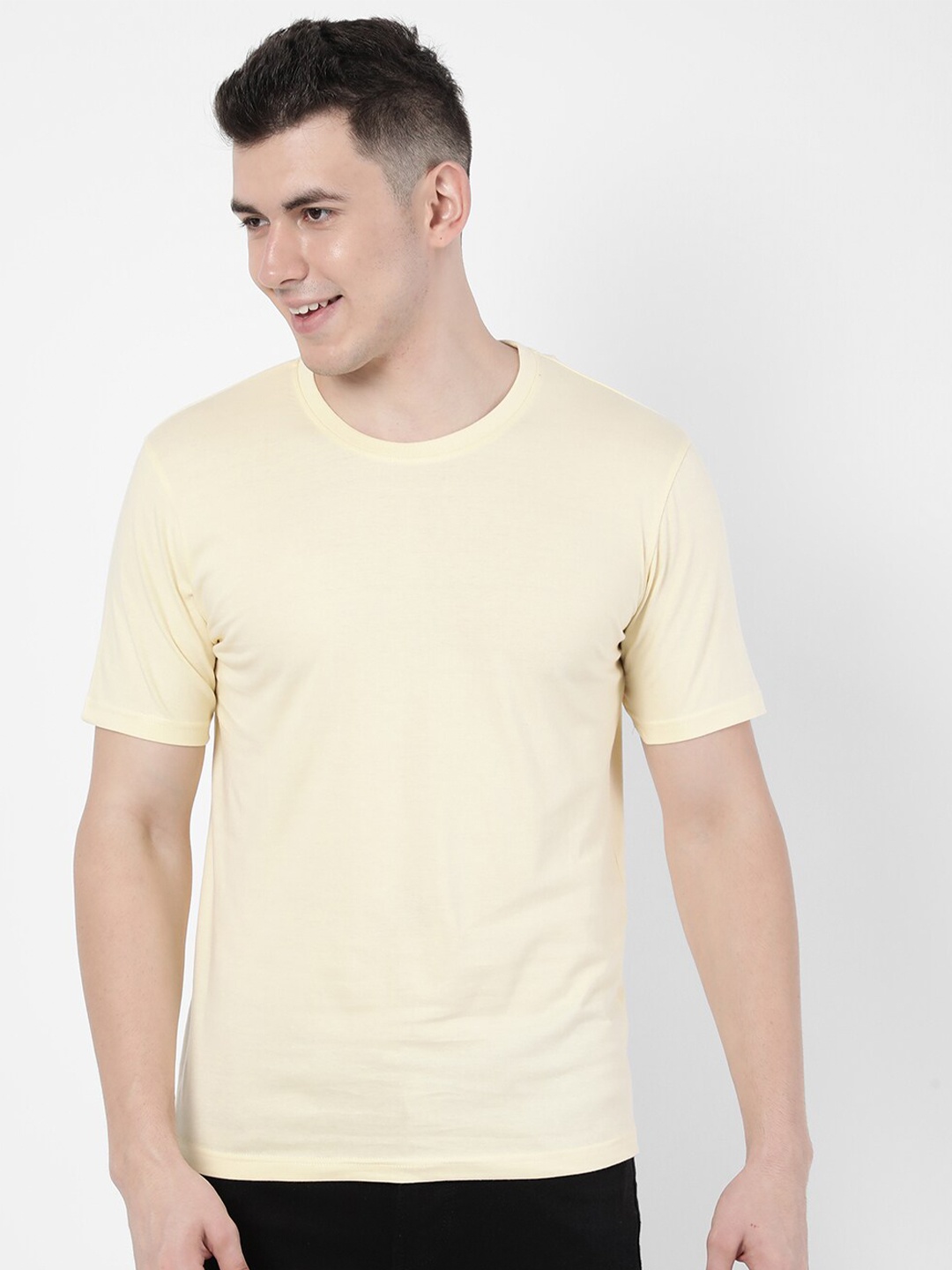 

R&B Men Yellow Solid T-shirt